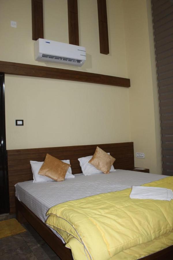 Orchid Villa Pinangode المظهر الخارجي الصورة