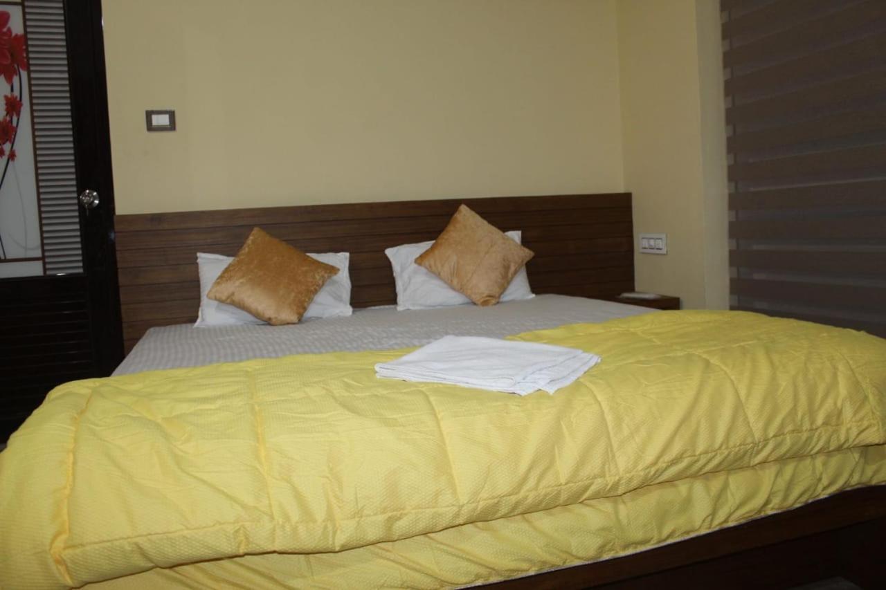 Orchid Villa Pinangode المظهر الخارجي الصورة