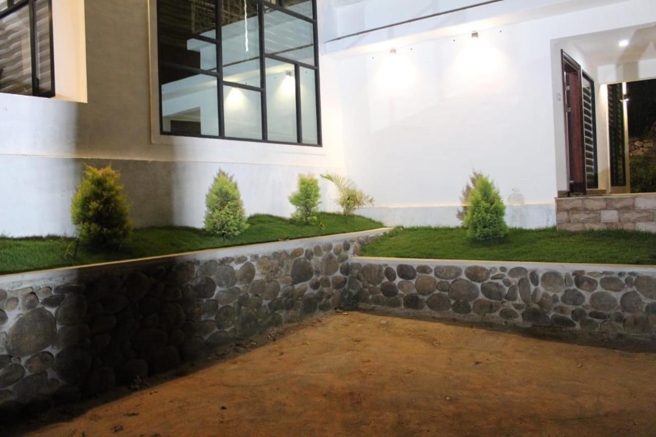Orchid Villa Pinangode المظهر الخارجي الصورة